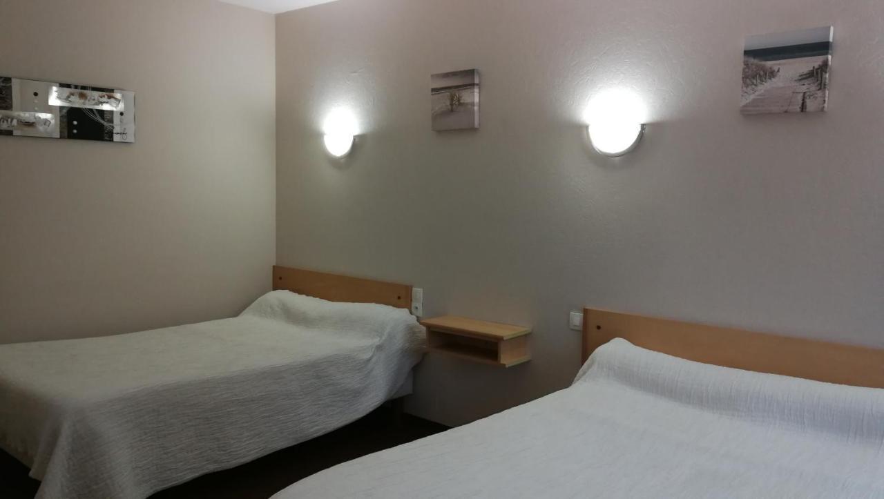 קפברטון Hotel Restaurant Du Parc מראה חיצוני תמונה